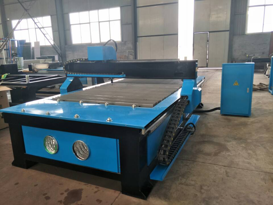 1000W Metal Sheet Cnc Fiber Laser Cutting Machine 1000W stroj na rezanie plechov CNC vláknom laserom