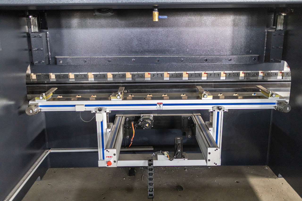 100t Hydraulic Cnc Brake Press Crowning Cnc Press Brake Delem 100t Hydraulický CNC ohraňovací lis Korunovací CNC ohraňovací lis Delem