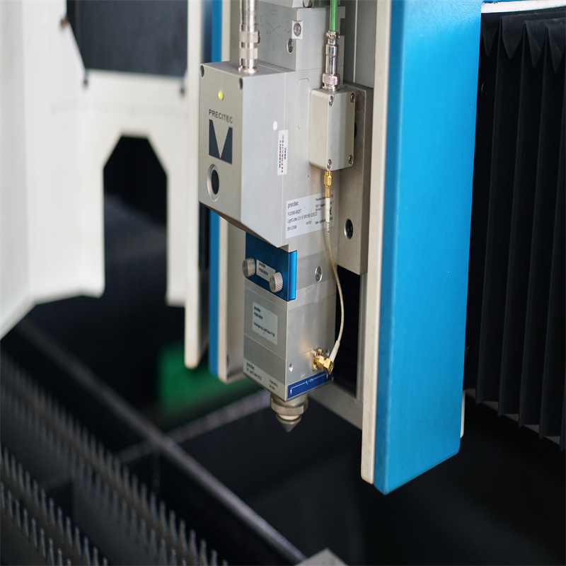 12kw vláknový laserový rezací stroj pre 10mm uhlíkovú oceľ