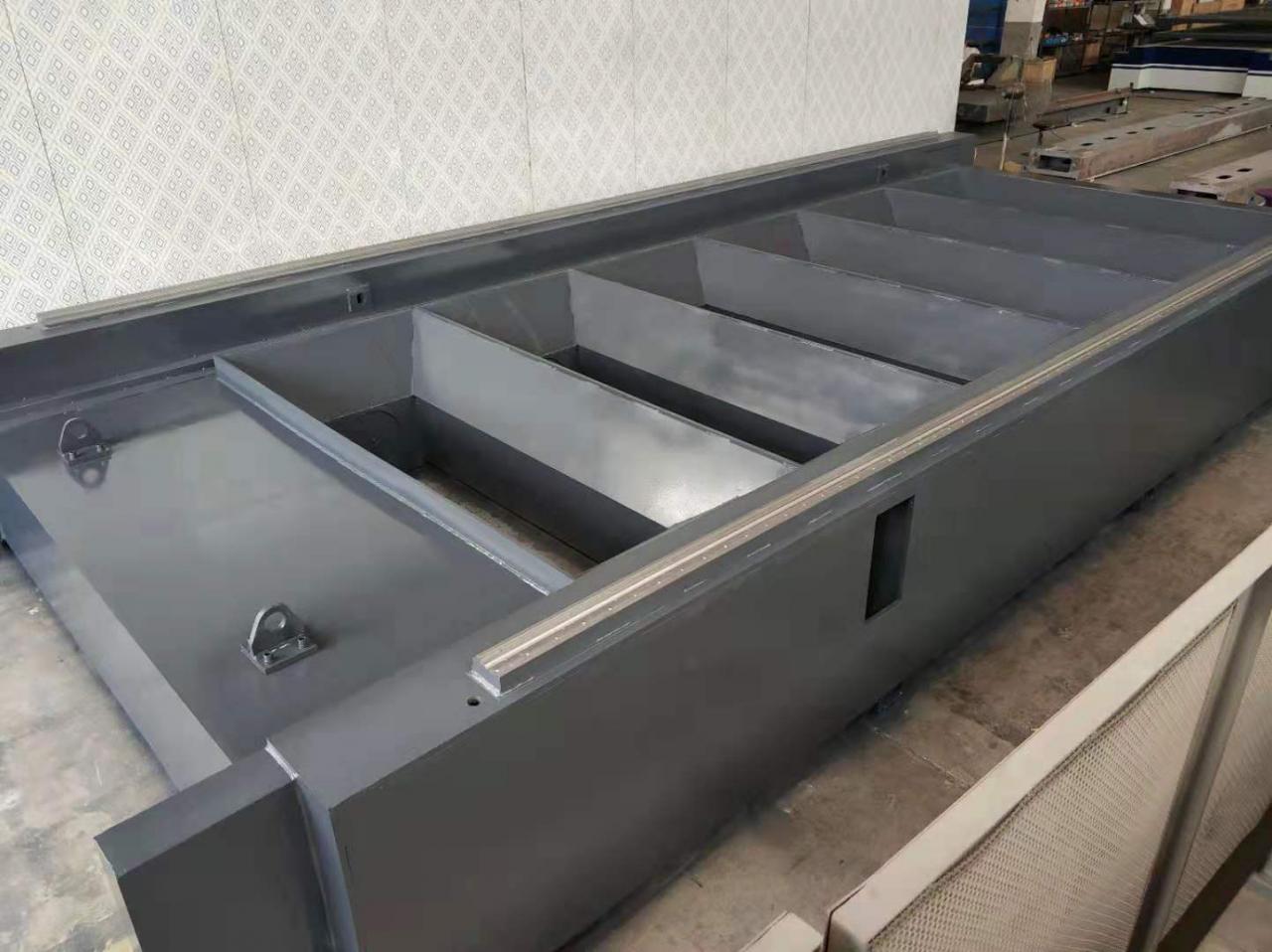 3015 4015 1kw To 6kw Cnc Fiber Laser Cutting Machine Raycus Laser Power 3015 4015 1kw až 6kw CNC vláknový laserový rezací stroj Raycus Laser Power