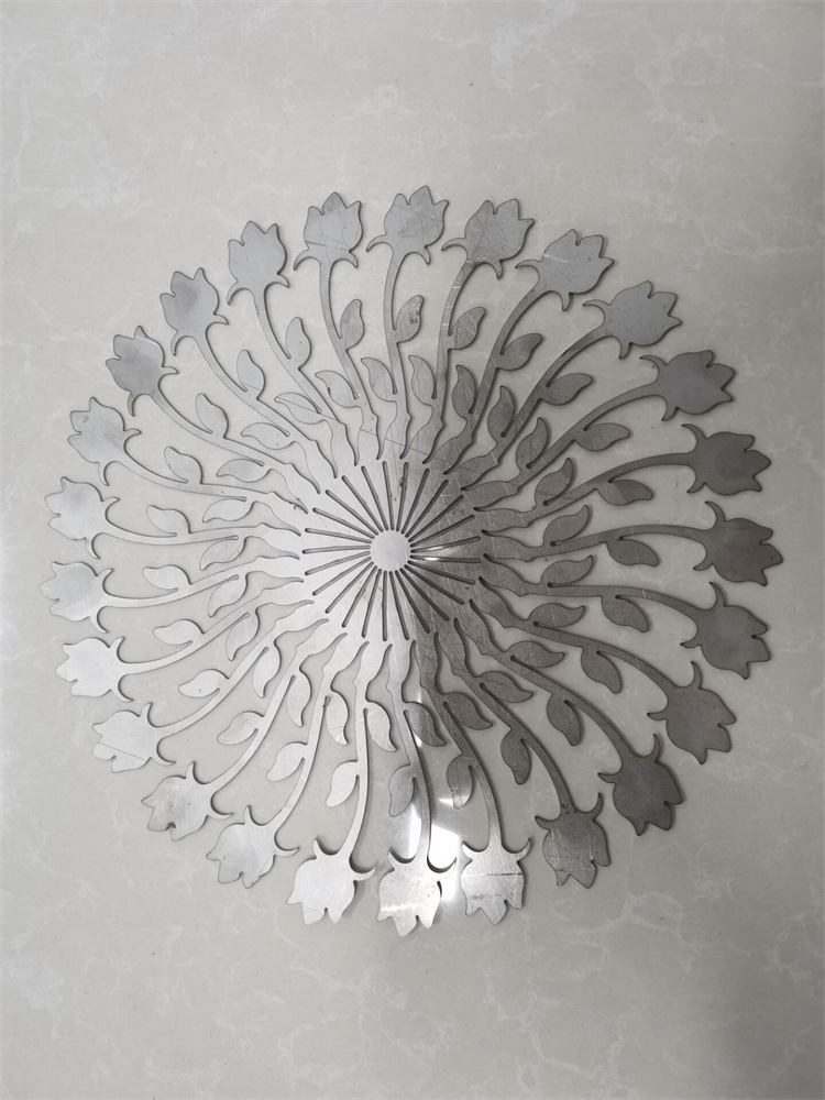 3015 Copper Carbon Stainless Steel Aluminum Iron Metal Cnc Fiber Laser Cutting Machine Laserový rezací stroj 3015 z medi uhlíkovej nehrdzavejúcej ocele z hliníka a železa z kovových cnc vlákien