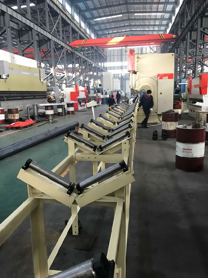 4 Axis Cnc Tandem Press Brake With Delem Da58t 2d Graphical Controller 4-osový CNC tandemový ohraňovací lis s 2d grafickým ovládačom Delem Da58t