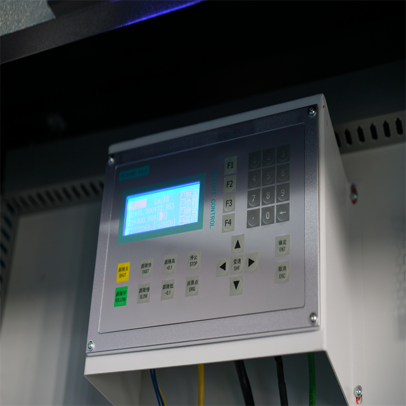 5 mm oceľové kovové vlákno laserové rezacie zariadenie CNC plechu Cena