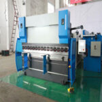 Hydraulický ohraňovací lis Wc67y-125ton/3200mm