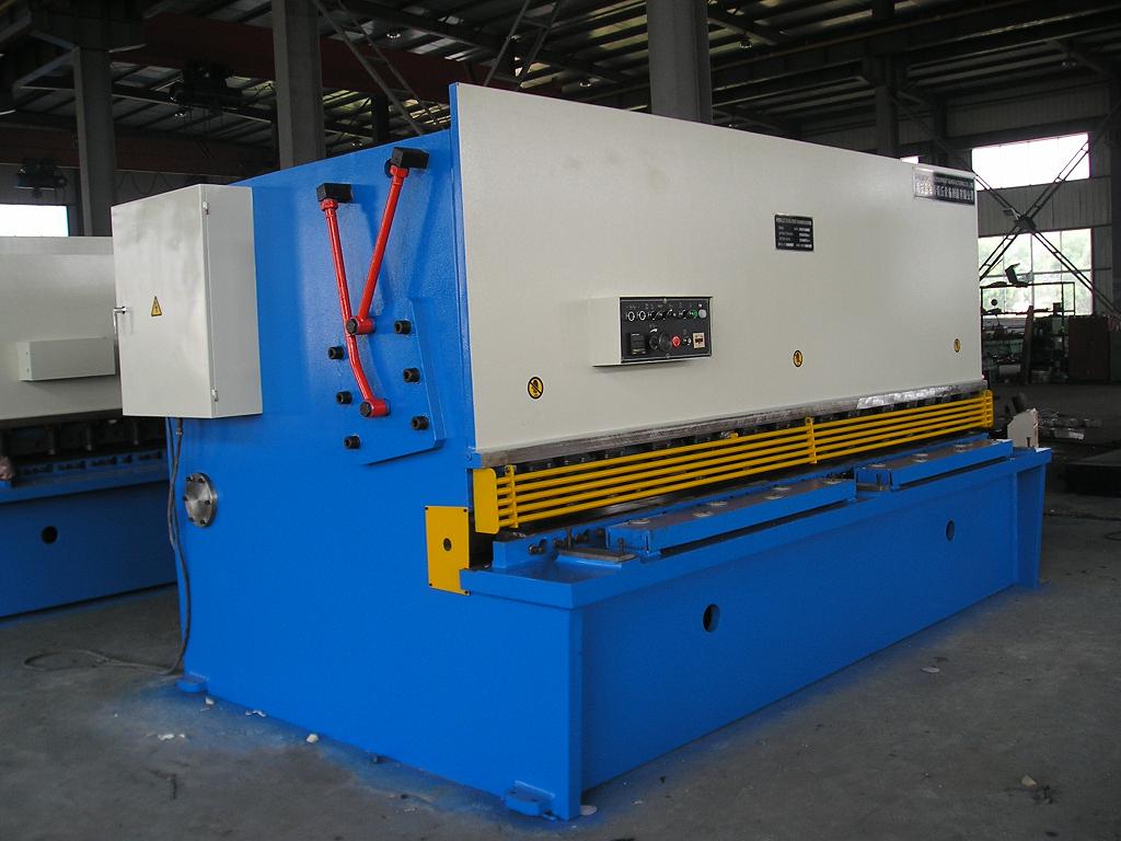 Cnc Hydraulic Metal Stainless Steel Aluminum Shearing Guillotine Cutting Shearing Machine CNC Hydraulický kovový nerezový hliníkový strihací stroj na rezanie gilotínou