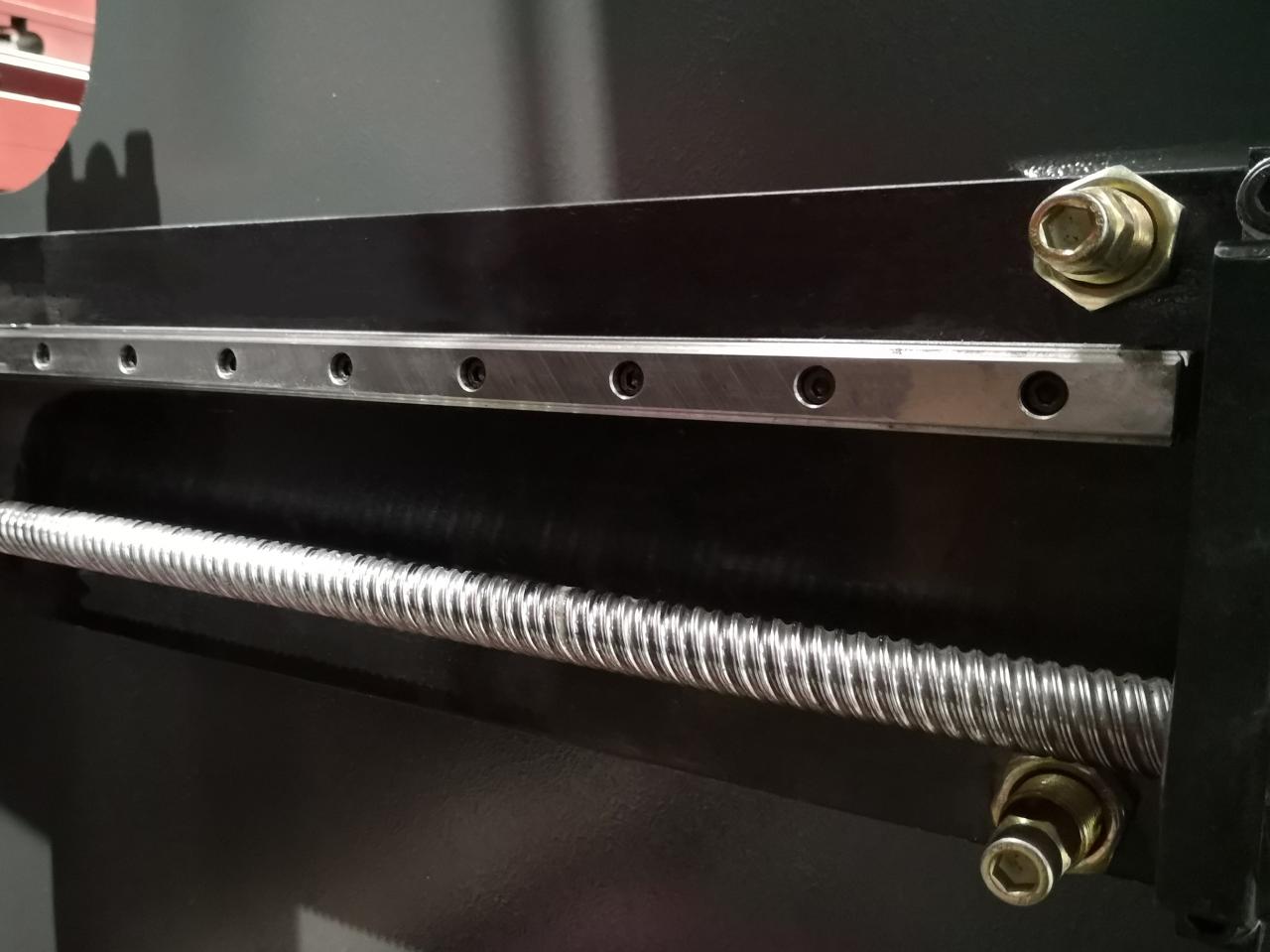 Delem Da66t 125 3+1 4+1 6+1 8+1 Cnc Hydraulic Press Brake For Metal Plate Bending Delem Da66t 125 3+1 4+1 6+1 8+1 CNC hydraulický ohraňovací lis na ohýbanie plechu