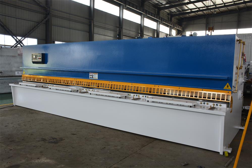 Hydraulic Pendulum Shearing Machine Cnc Automatic Guillotine Shearing Machine Hydraulické kyvadlové strihacie stroje CNC automatické gilotínové nožnice