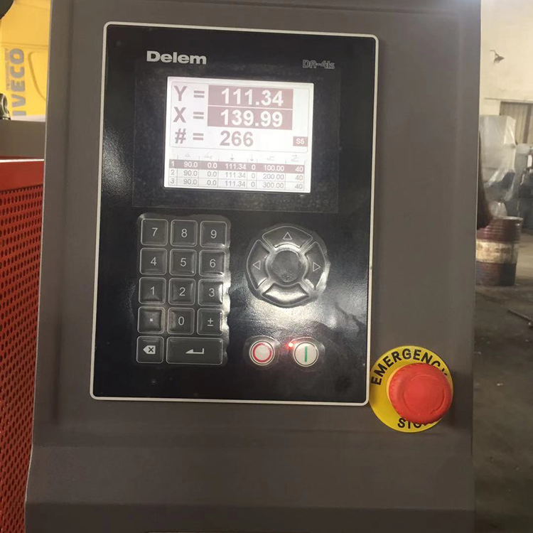 Hydraulic Press Brake Machine Acl Torsion Bar Synchro Mechanical Press Brake Hydraulický ohraňovací lis Mechanický ohraňovací lis Acl Torsion Bar Synchro