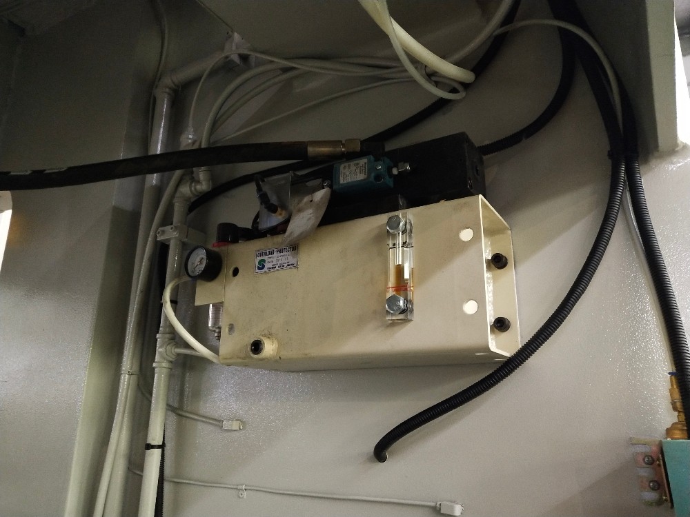 Pneumatic Friction Clutch High Performance Punch Press Machine Pneumatická trecia spojka Vysokovýkonný dierovací lis